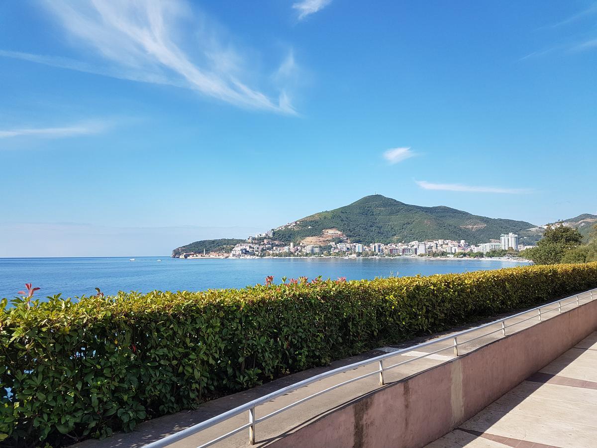 Apartment Luxury Becici Budva